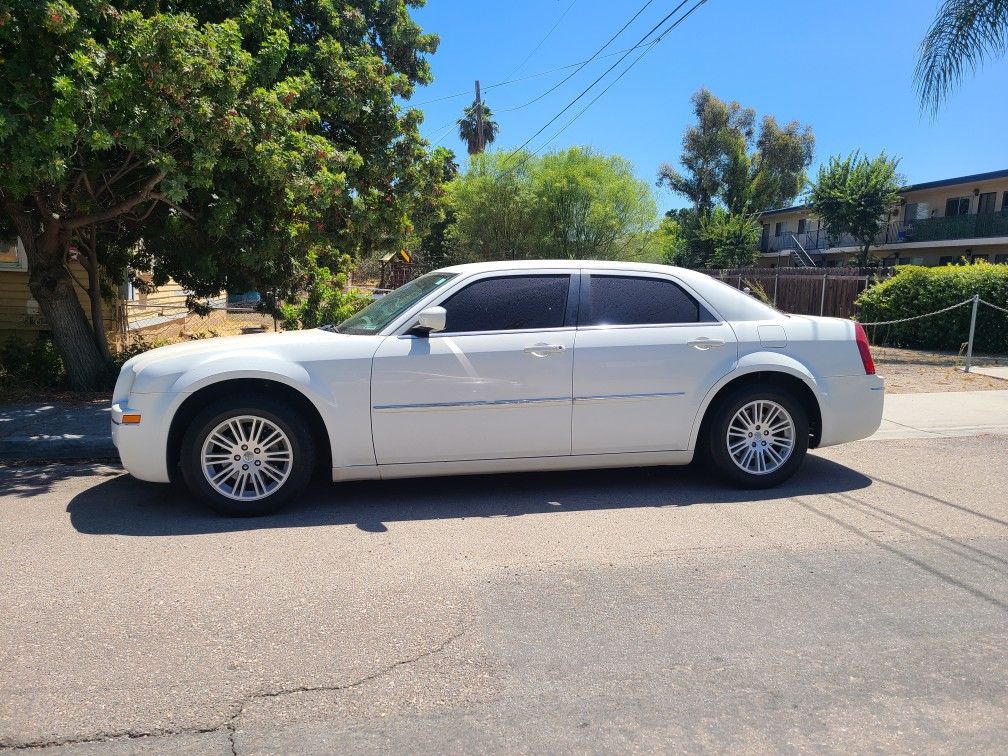 2009 Chrysler 300