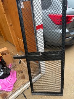 Hitch mount cargo carrier