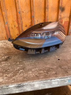 Front headlight Tesla model 3/ Y. Left driving site. OEM.  2021-2024