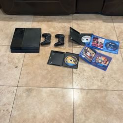 PS4 Slim Two Remotes  NBA 2k 19 GTA V5 Mortal Combat FIFA 23