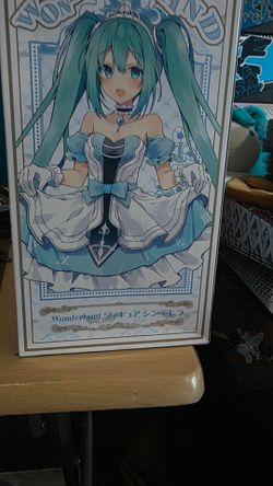Unopen Hatsune miku figure