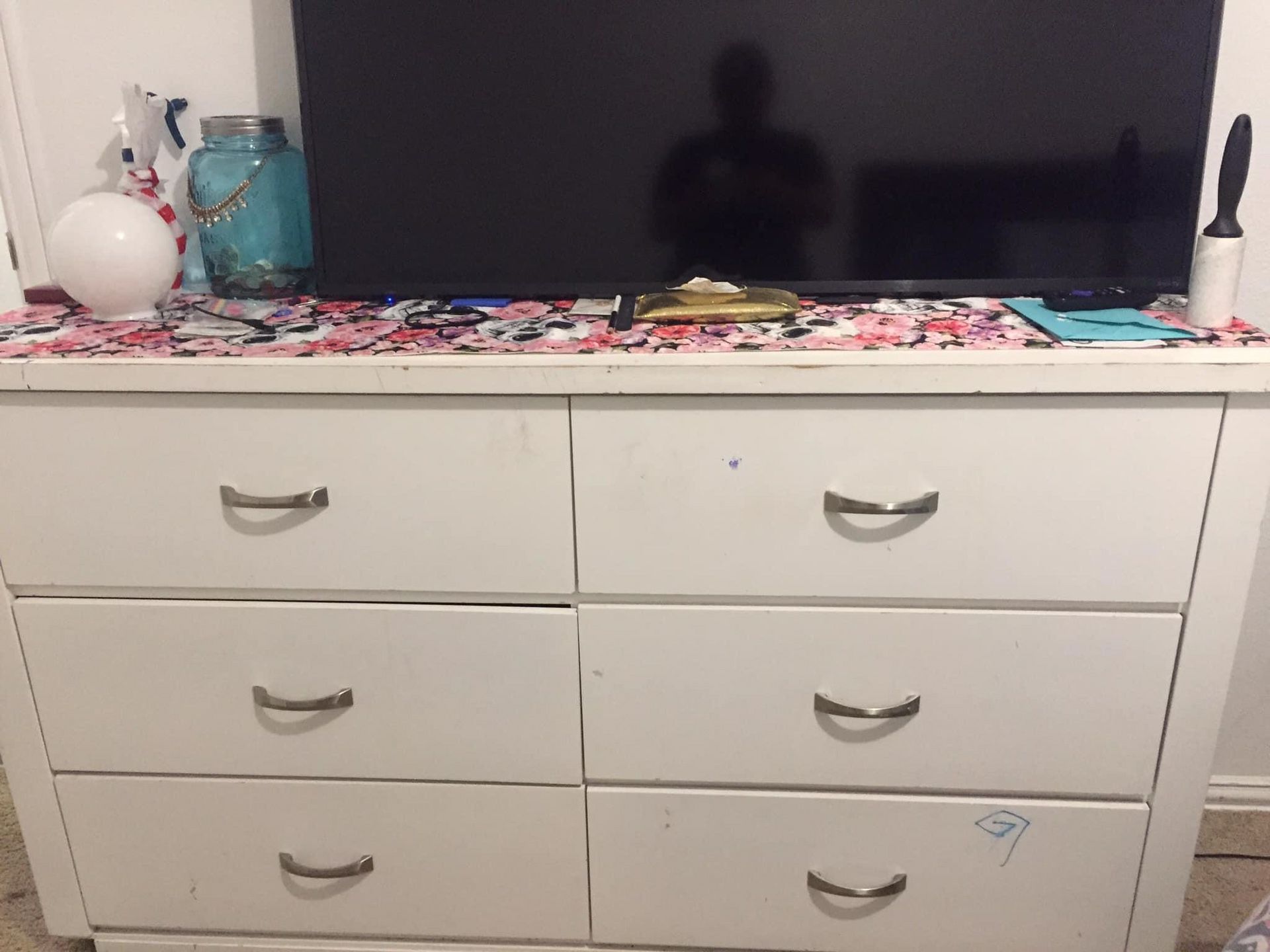 White Dresser for Sale in Fort Worth, TX OfferUp