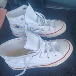 Kids white high top converse shoes