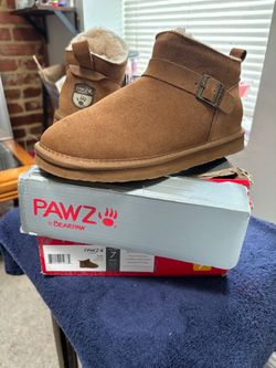 Pawz by Bearpaw Amy Women's Boots Size 7