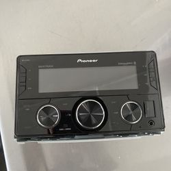 Pioneer Radio