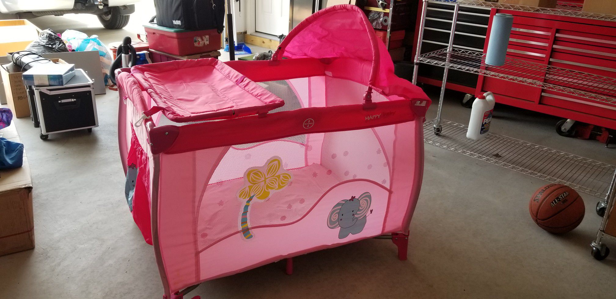 Portable Baby Play Yard, Removable bassinet, Changing Table