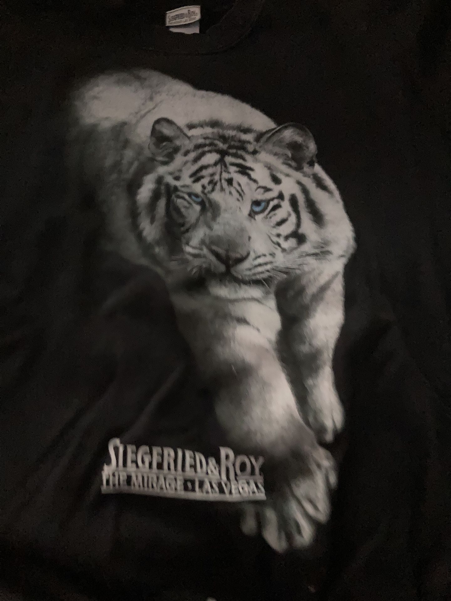 Sigfried and Roy, black tiger sweatshirt