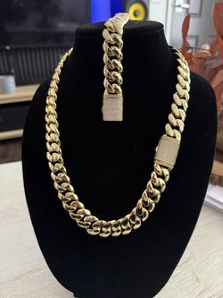 18mm Thick, 24” Long • CHAIN & BRACELET • 14k gold Bond • Silver Base