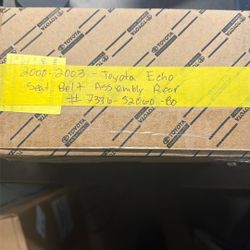 2000 2003 Toyota Echo Seat Belt Assembly Rear New