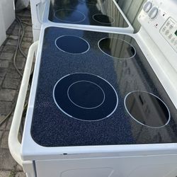 3 GE Glass Top Stove