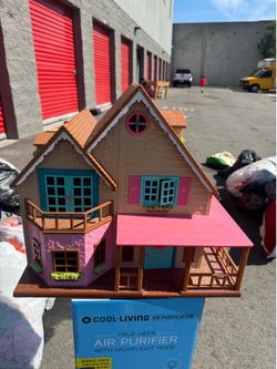 Dollhouse