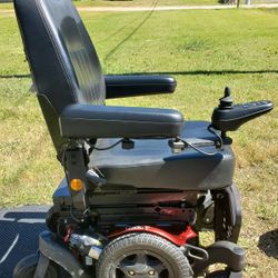Trick Power Chair Q500M Wheelchair 