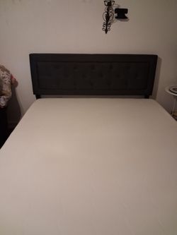 Queen size Bed