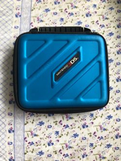 Nintendo 3DS Xl and Nintendo 2DS carrying case