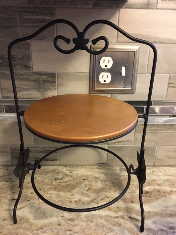 Longaberger Wrought Iron Pie Plate holder (Collectibles) in Toms ... Longaberger Wrought Iron Pie Plate holder (Collectibles) in Toms ...