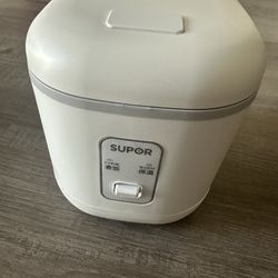 SUPOR Mini Rice Cooker 1.2L – Like New