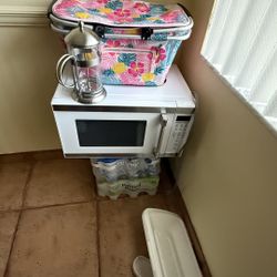 Hamilton Beach Microwave 