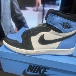 Jordan 1 UNC 