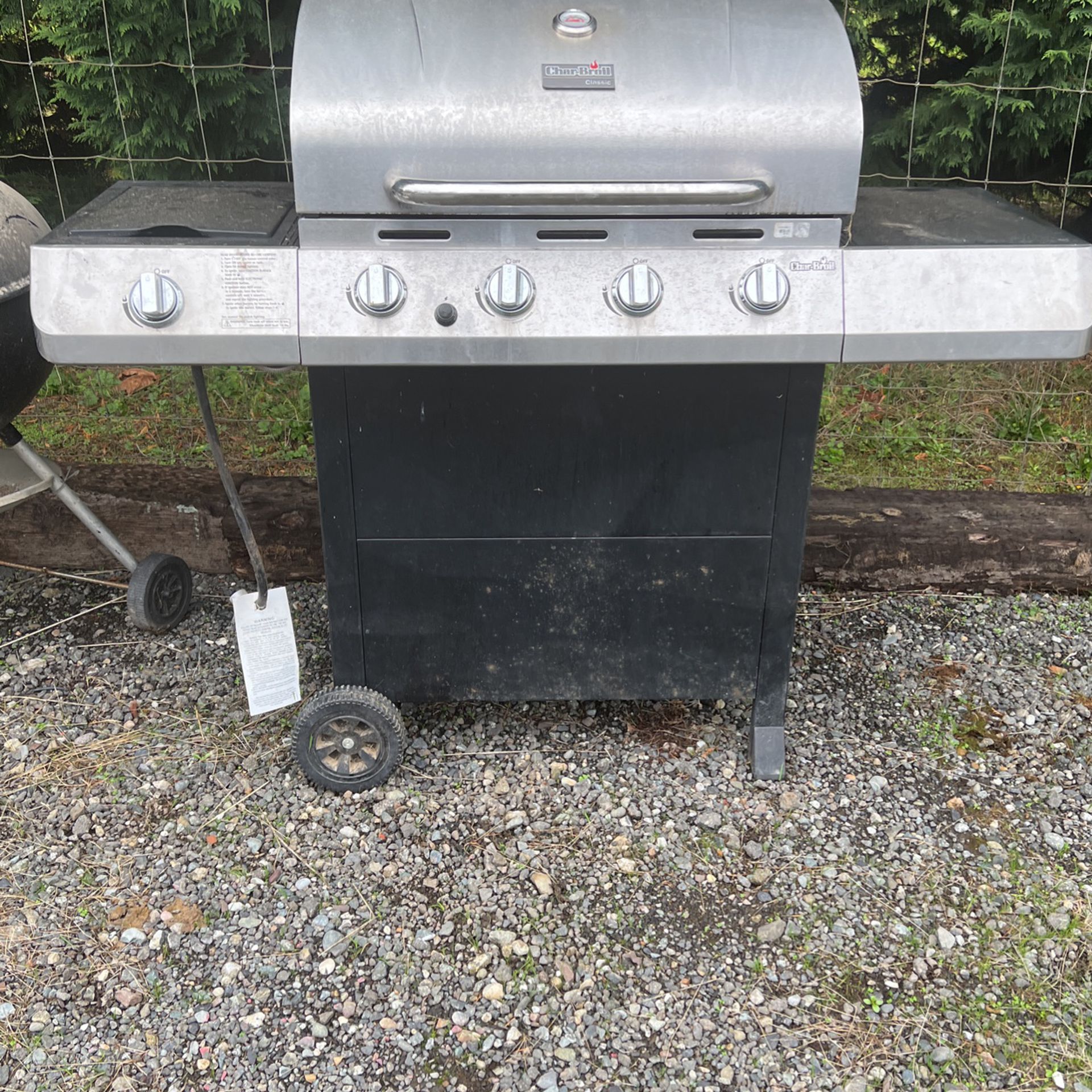 Char-Broil Classic  Grill