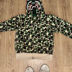 Bape Camo Hoodie Medium