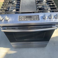 GE Stove