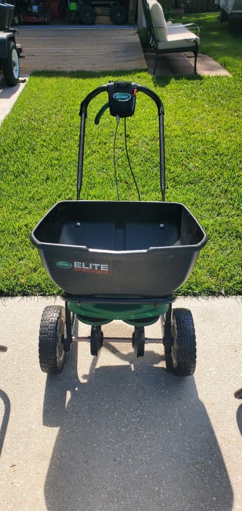 Broadcast Spreader
