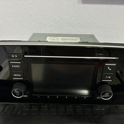 Stock OEM 2020 CRV Radio
