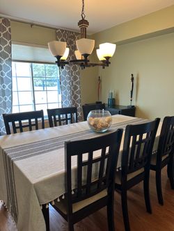 Solid Wood Dining Room Set with Matching Buffet – 6 Chairs – Excellent Condition  $700  OBO