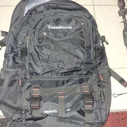 CsaxeKecna backpack