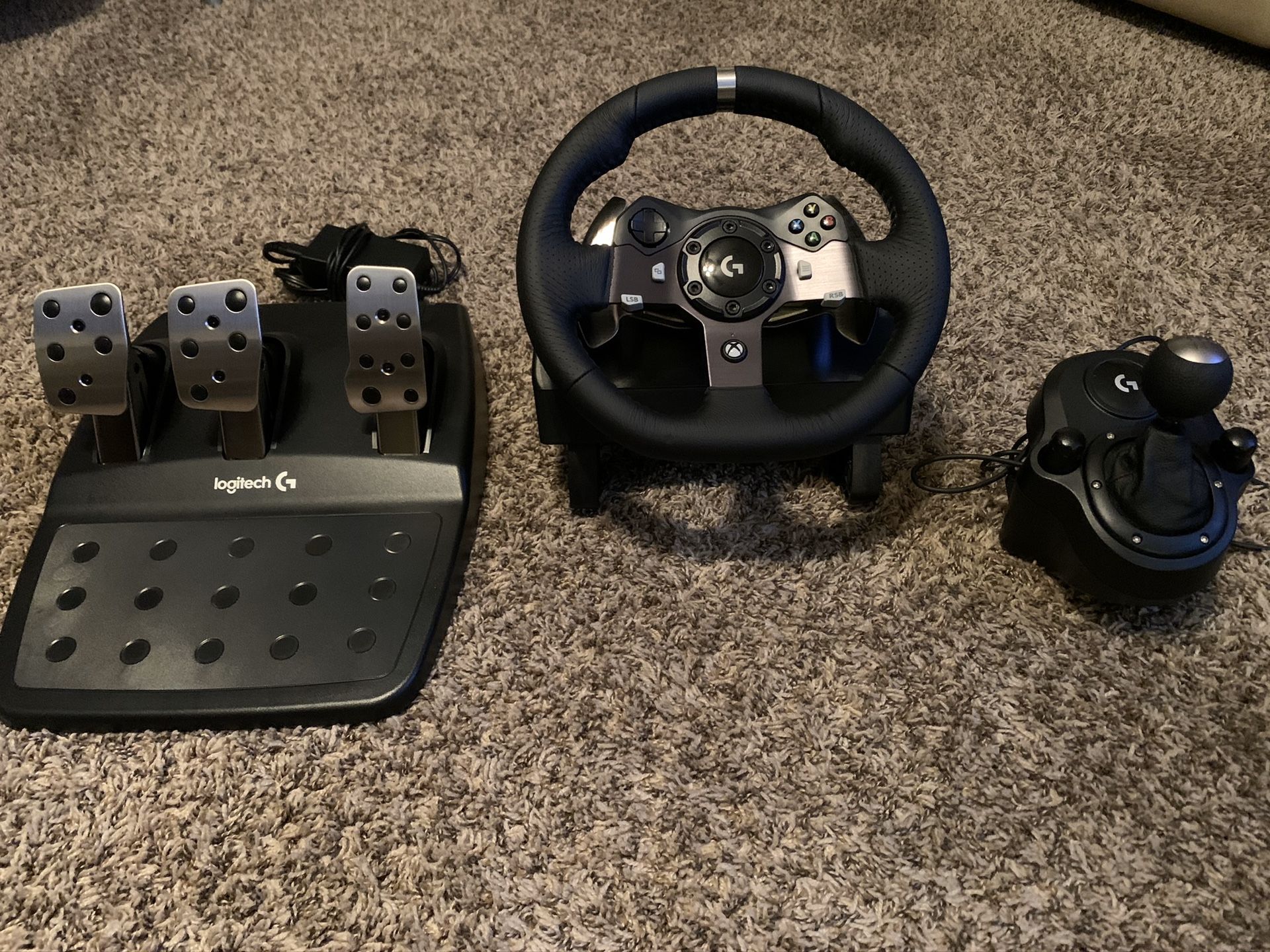 Logitech G920 Racing Wheel Set