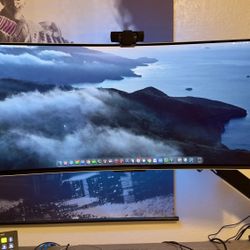 Samsung Odyssey OLED G8 34inch monitor  with Arm 