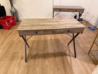 Oak desks with black metal leg