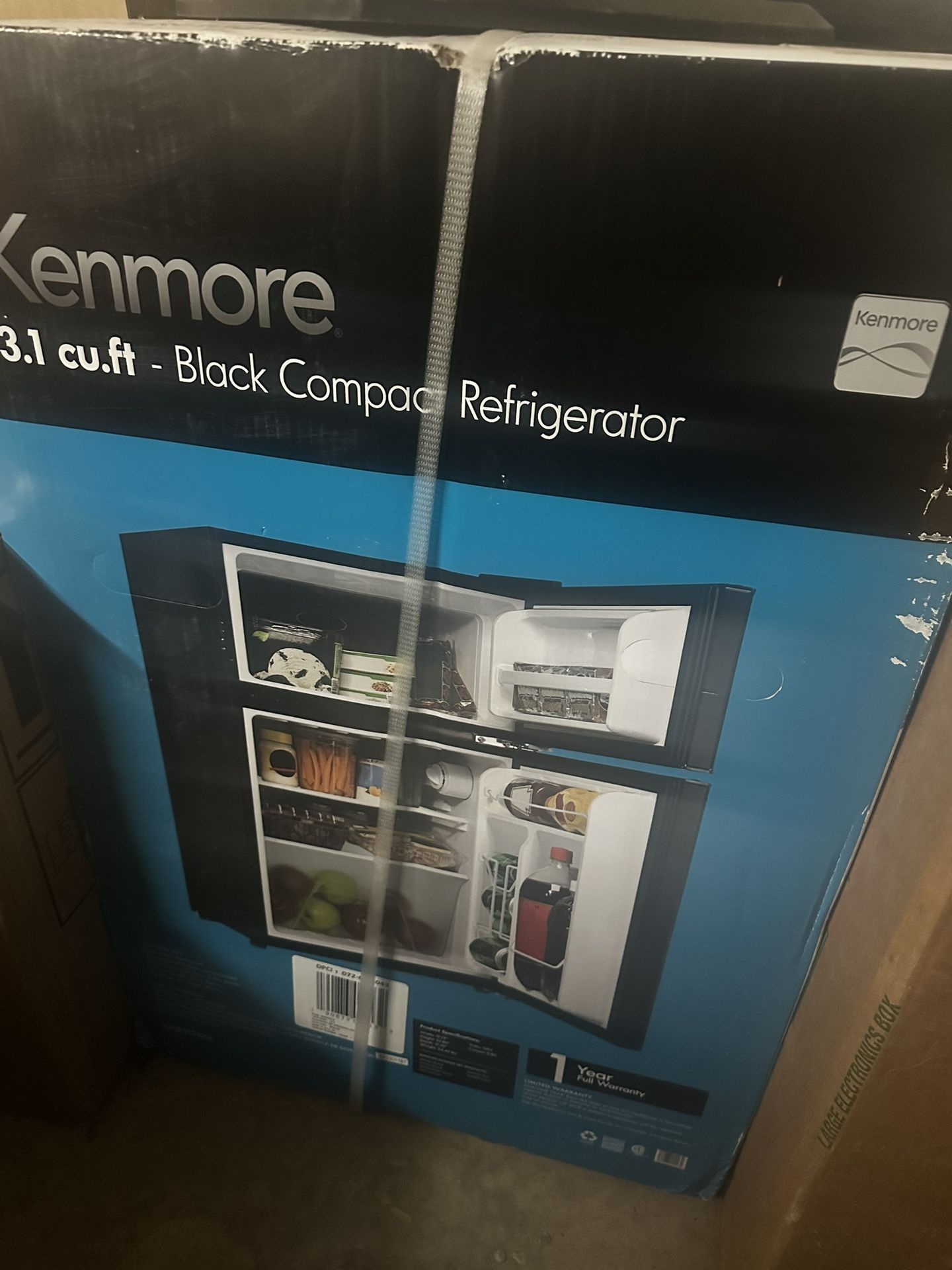 Selling Mini Fridge