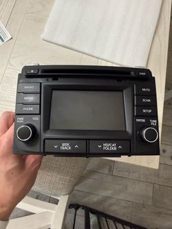 Hyundai Sonata touch screen radio