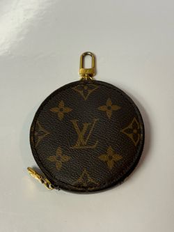 louis-vuitton coin purse monogram round