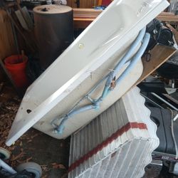 Brand New JET Tub