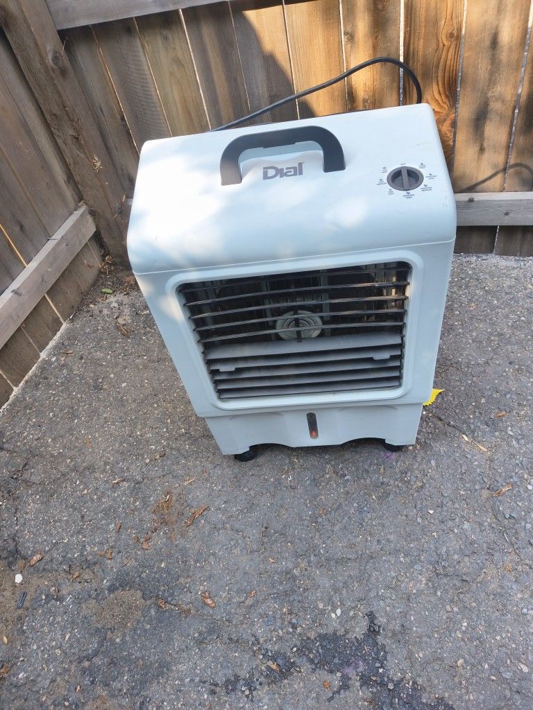 Dial Portable Evaporative Cooler