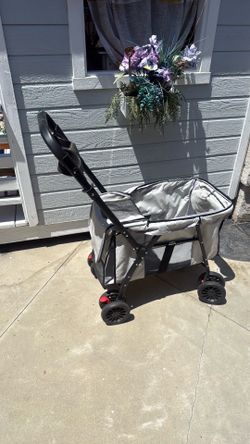 Pet stroller