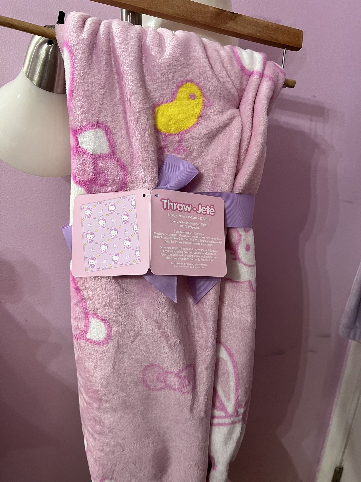 Easter hello Kitty Throw Blanket
