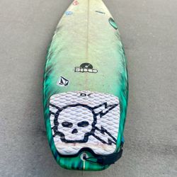 Surfboard - 5’10” Zouvi Sharp Eye Disco