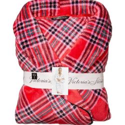 ❤ Red Robe Victoria Secret Pink ❤