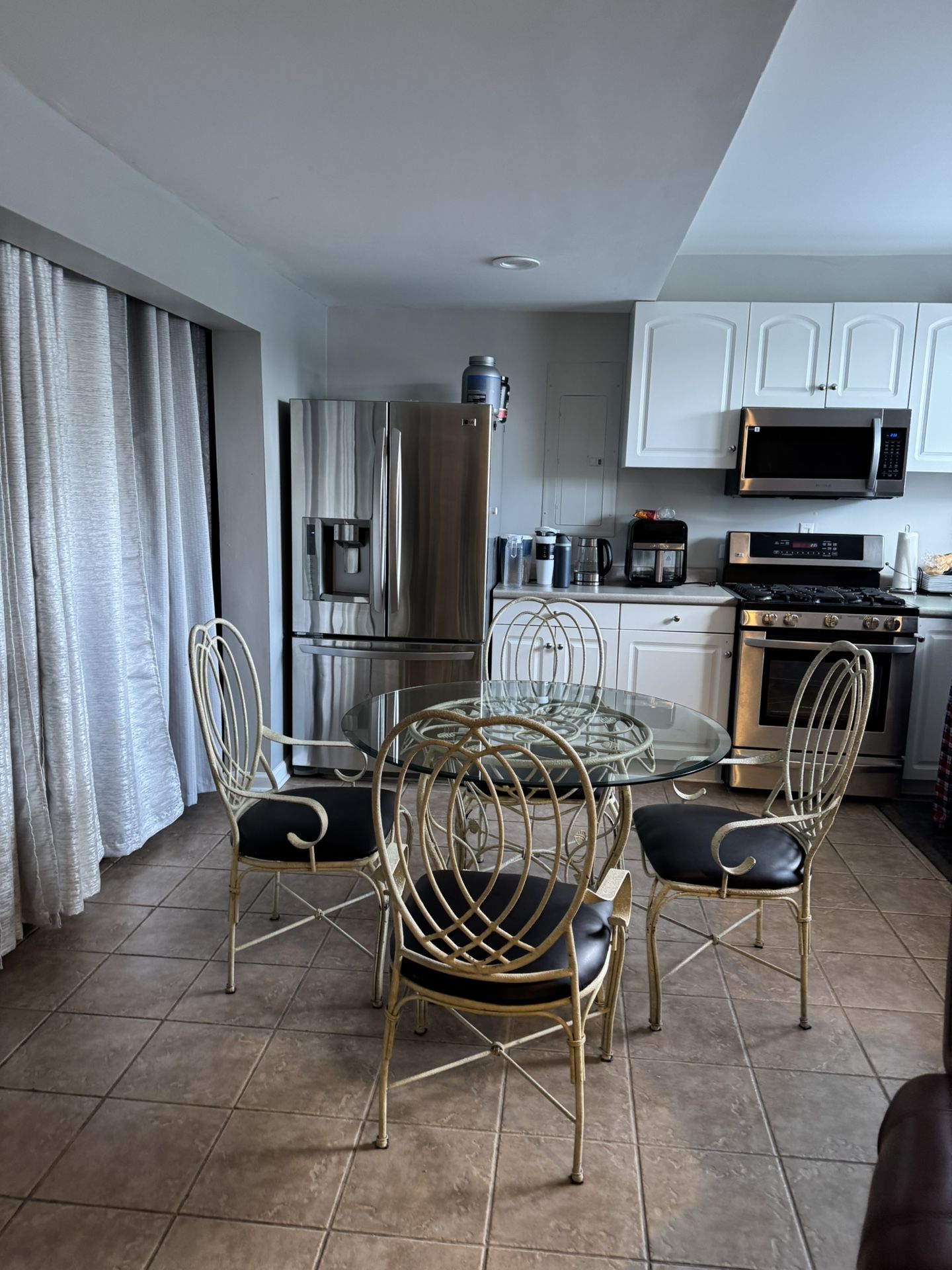Breakfast Table