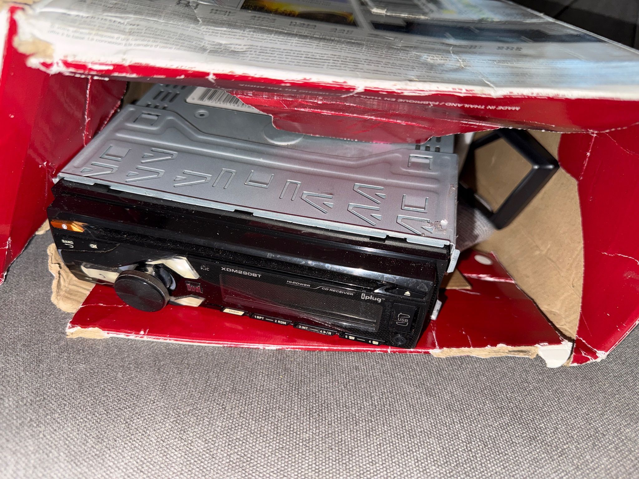 Dual XDM290BT Car Stereo – No Wires, Untested