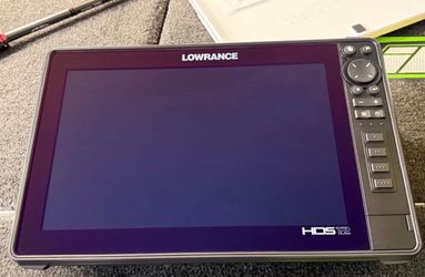 Lowrance HDs 12 live