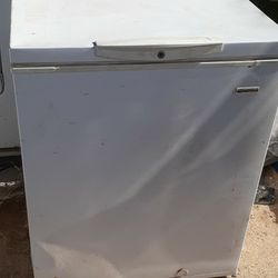 Kenmore  Chest  Freezer 