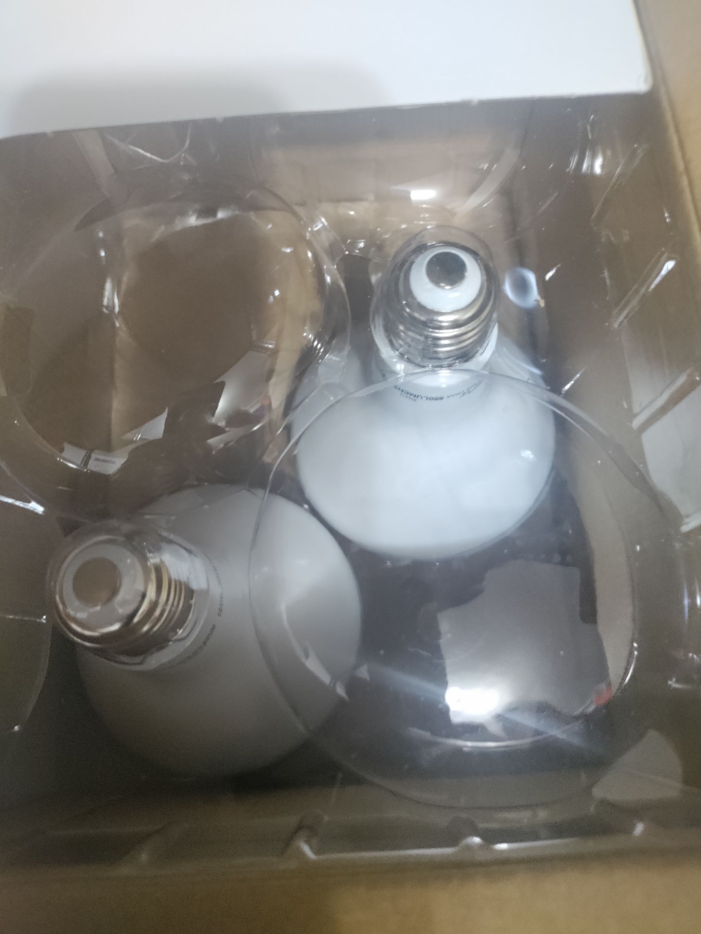 2 bulbs