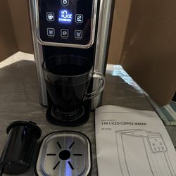 Coffee Maker, Iced and Hot,  Nice Compact size