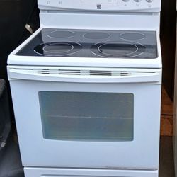 Kenmore Glass top Range 