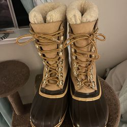 Rain Or Snow boots Size 8W  For Man New