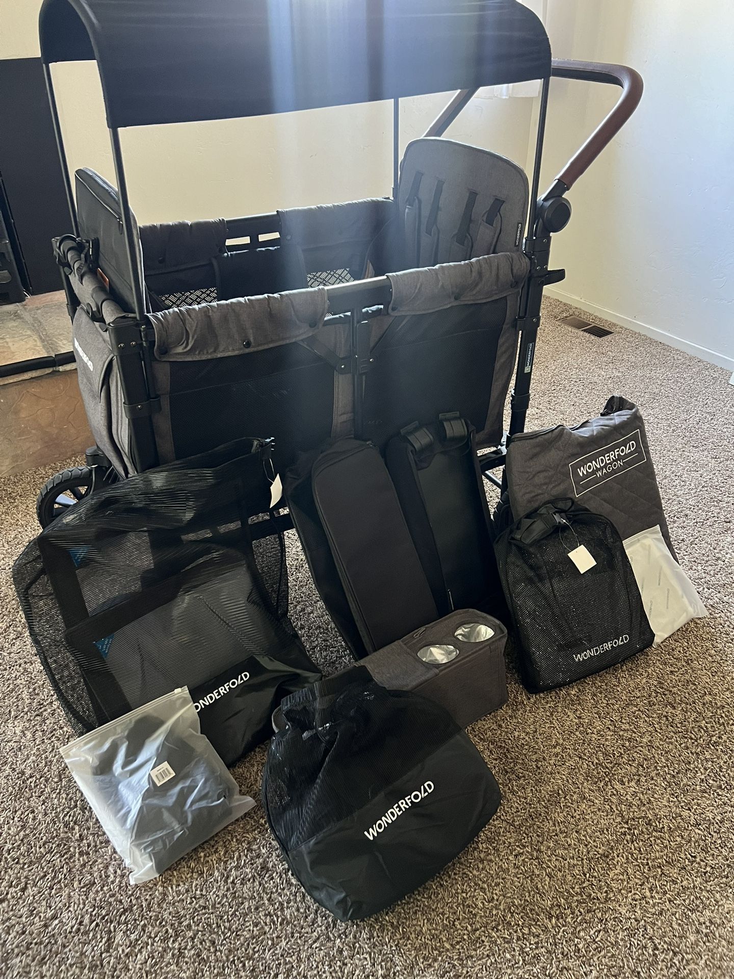 WONDERFOLD W4 Luxe Stroller Wagon (4 Seater)